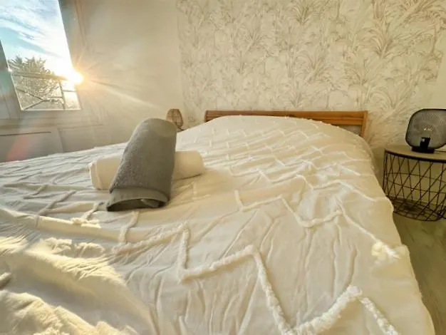 L'Absolu Revy - Paris - Orly - Rer C Apartment Sainte-Genevieve-des-Bois